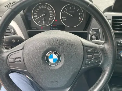 Gebraucht BMW 116 130 PS (95 kW) 2014 Schwarz Kleinwagen