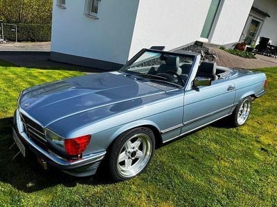Usata Mercedes 560 245 CV (180 kW) 1988 Blu Cabrio