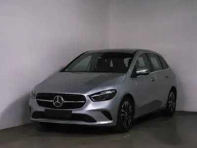 Second-hand Mercedes B200 Progressive 163 CP (119 kW) 2025 Argintiu Monovolum