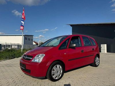 Rot Gebraucht 2004 Opel Meriva Basis Van / Kleinbus | 1.999 € (Guter Preis)