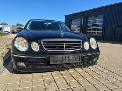 Mercedes E320