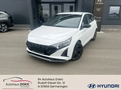 Neu Hyundai i20 Blackline 90 PS (66 kW) 2026 Atlas white Kleinwagen
