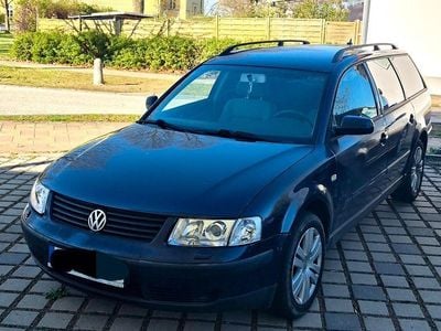 Second-hand VW Passat Comfortline 116 CP (85 kW) 2000 Albastru Break