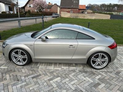 gebraucht Audi TT Coupé 2007 Preissturz brauch Platz für neuen !!!