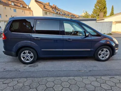 Gebraucht Ford Galaxy Titanium 203 PS (149 kW) 2014 Grau Van / Kleinbus
