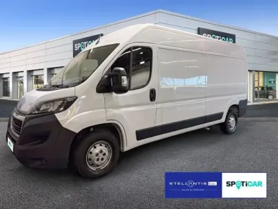 Gebraucht Peugeot Boxer 140 PS (102 kW) 2023 Weiss Van