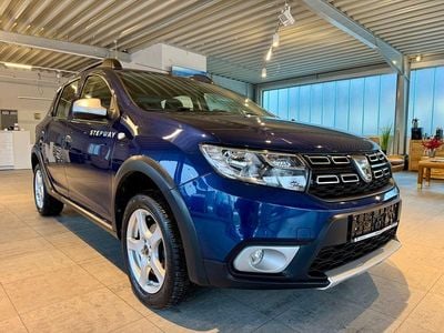 Gebraucht Dacia Sandero Stepway Ambiance 90 PS (66 kW) 2018 Blau Kleinwagen