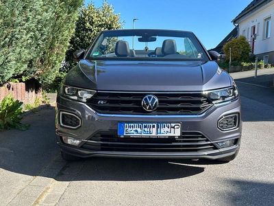Second-hand VW T-Roc Cabriolet R-line 150 CP (110 kW) 2022 Gri Cabrio