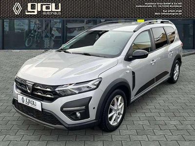 Grau Gebraucht 2022 Dacia Jogger Extreme Van / Kleinbus | 16.590 € (Fairer Preis)
