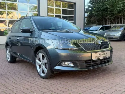 Gebraucht Skoda Fabia Style 110 PS (80 kW) 2015 Grau Kleinwagen