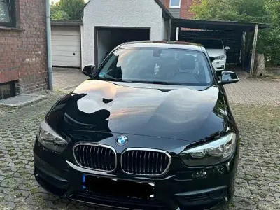 Gebraucht BMW 118 136 PS (100 kW) 2018 Schwarz Limousine