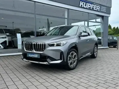 Gebraucht BMW X1 Sport Line 163 PS (119 kW) 2024 Grau SUV