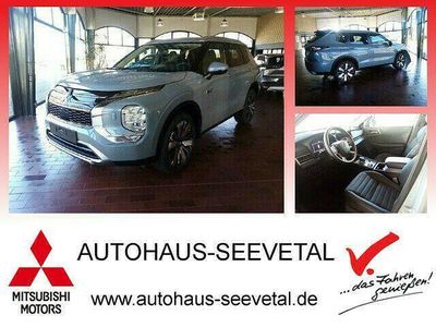 Neu Mitsubishi Outlander P-HEV Intro Edition 306 PS (225 kW) 2026 Mondstein grau (m) SUV