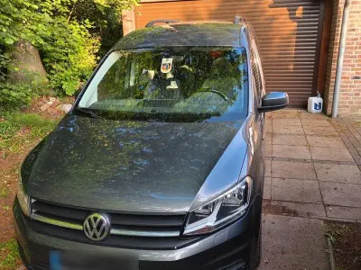 Gebraucht VW Caddy Comfortline 102 PS (75 kW) 2016 Grau Van / Kleinbus