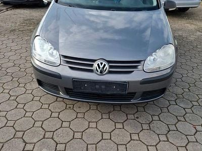 Usata VW Golf VI Trendline 80 CV (58 kW) 2008 Grigio Utilitaria