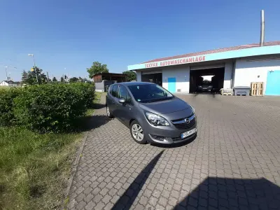 Gebraucht Opel Meriva Edition 110 PS (80 kW) 2014 Grau Van / Kleinbus