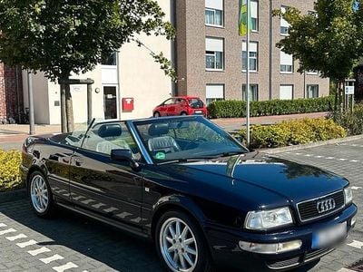 Second-hand Audi 80 125 CP (91 kW) 1999 Albastru Cabrio