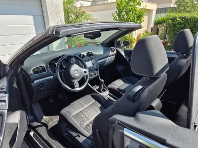 Gebraucht VW Golf Cabriolet LOUNGE 125 PS (91 kW) 2015 Schwarz Cabrio
