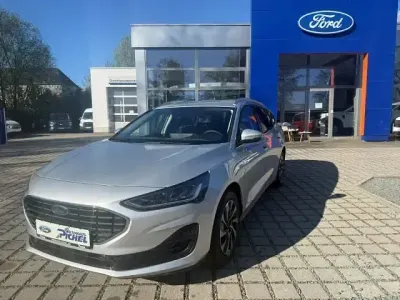 Neu Ford Focus Titanium X 155 PS (114 kW) 2026 Silber