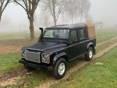 Gebraucht Land Rover Defender SE 122 PS (89 kW) 2011 Blau Van