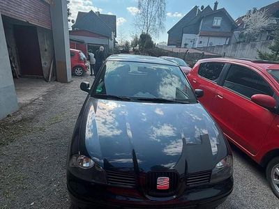 Second-hand Seat Arosa 50 CP (36 kW) 2004 Negru Hatchback