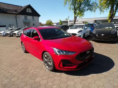 Nuova Ford Focus ST-Line X 155 CV (114 kW) 2026 Rosso Berlina