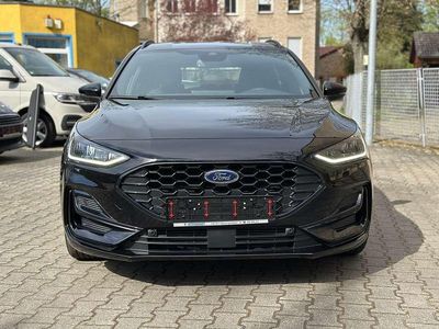 Gebraucht Ford Focus ST-Line X 155 PS (114 kW) 2025 Schwarz Kombi