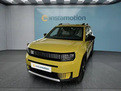 Nouă Fiat Panda 110 CP (80 kW) 2025 Galben Hatchback