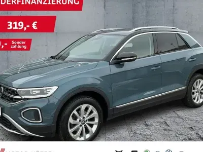 Gebraucht VW T-Roc Style 150 PS (110 kW) 2022 Blau SUV