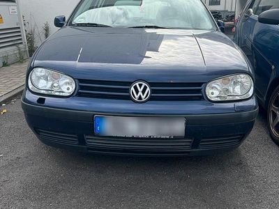 Usata VW Golf IV 102 CV (75 kW) 2003 Marrone Berlina