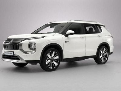 Neu Mitsubishi Outlander P-HEV Intro Edition 136 PS (100 kW) 2026 Andenweiß SUV