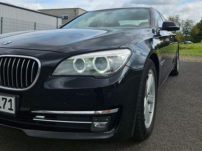 BMW 730