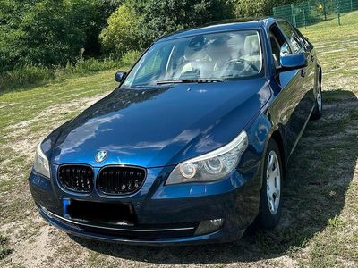 BMW 523