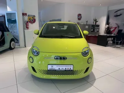 Neu Fiat 500e Icon 86 kW (118 PS) 2026 Colore esterno (acid yellow vr Limousine