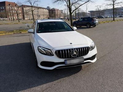 Gebraucht Mercedes E350 AMG 258 PS (189 kW) 2017 Weiß Kombi