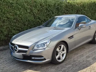 Gebraucht Mercedes SLK250 204 PS (150 kW) 2011 Silber Cabrio