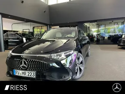 Używany Mercedes CLA 350 Shooting Brake 4MATIC Progressive 260 kW (354 KM) 2026 Czarny Kombi