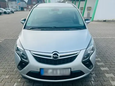 Gebraucht Opel Zafira Tourer 160 PS (117 kW) 2013 Silber Van / Kleinbus