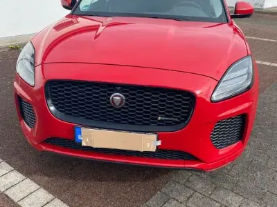 Gebraucht Jaguar E-Pace R-Dynamic 179 PS (131 kW) 2019 Rot SUV