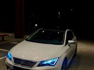 Weiß Gebraucht 2019 Seat Leon FR Limousine | 16.900 € (Fairer Preis)
