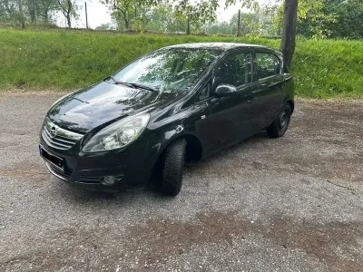 Gebraucht Opel Corsa Innovation 90 PS (66 kW) 2008 Schwarz Kleinwagen