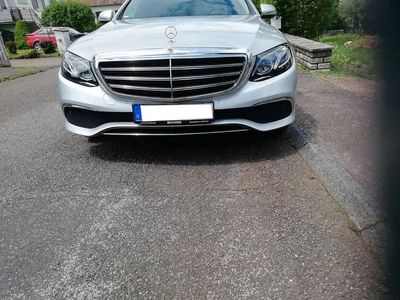 Mercedes E220