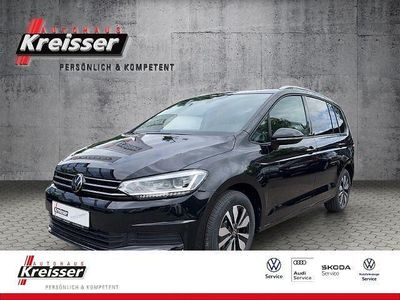 Gebraucht VW Touran IQ Drive 150 PS (110 kW) 2024 Schwarz (deep black perleffekt) Van / Kleinbus