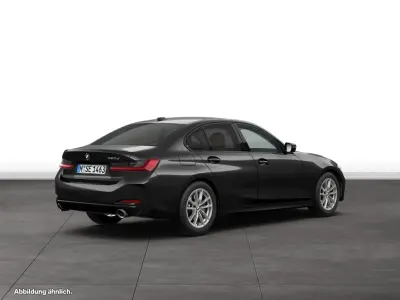 Gebraucht BMW 320 190 PS (139 kW) 2025 Black sapphire metallic Limousine