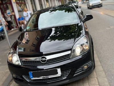 Opel Astra GTC