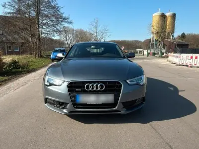 Gebraucht Audi A5 Design 190 PS (139 kW) 2014 Grau Coupé