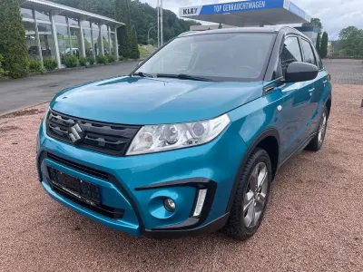 Gebraucht Suzuki Vitara Comfort+ 120 PS (88 kW) 2018 Blau SUV