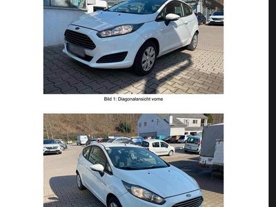 Gebraucht Ford Fiesta 69 PS (50 kW) 2014 Weiß Kleinwagen
