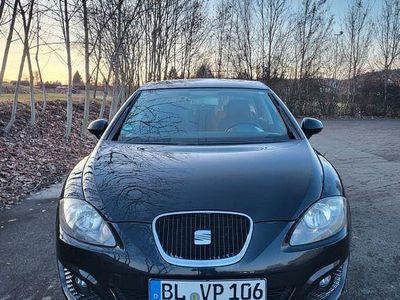 Schwarz Gebraucht 2010 Seat Leon Limousine | 3.490 € (Fairer Preis)