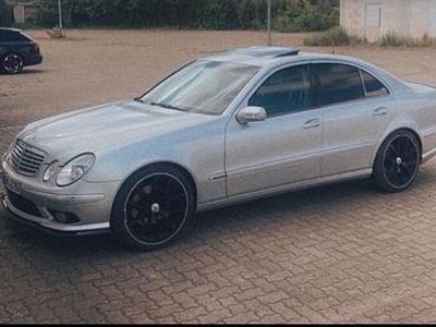 Mercedes E320